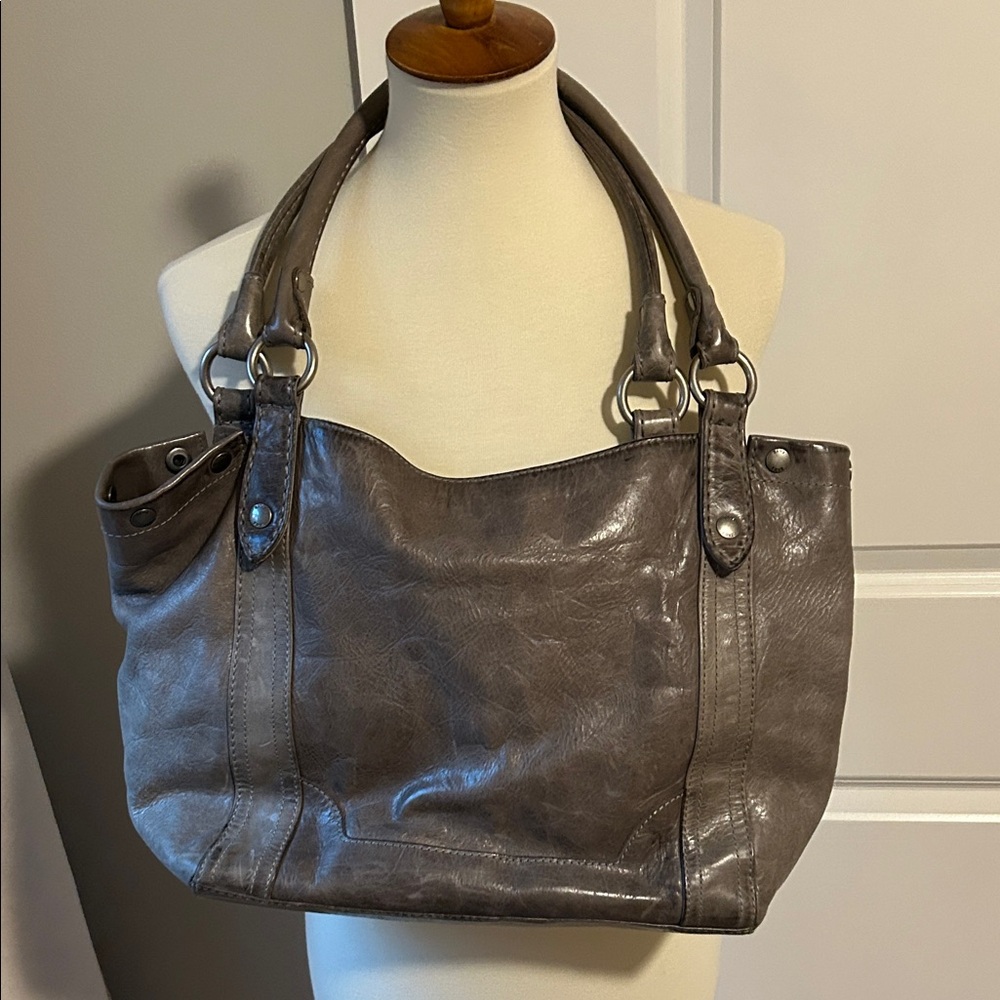 FRYE AND CO. Gray Leather Tote
